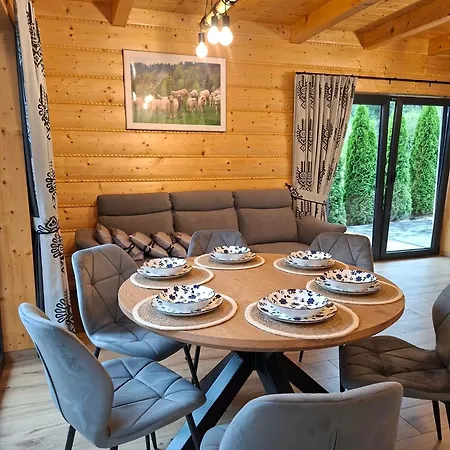 Feriehus Sloneczny Pod Skalka Sromowce Wyzne